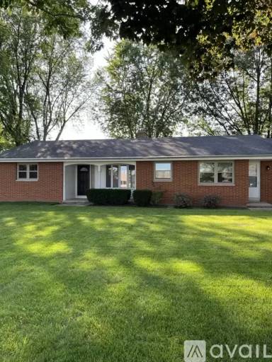 Main picture of 2790 S Ridge Rd