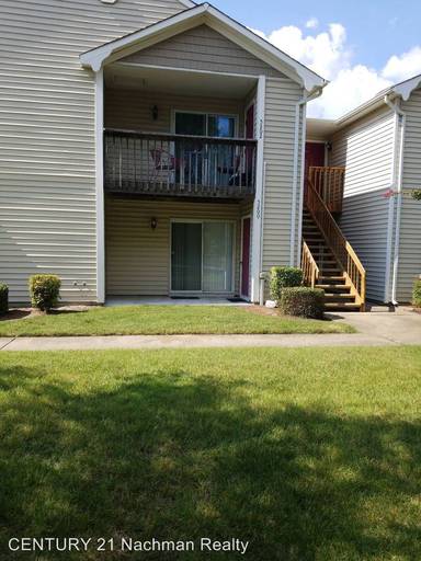 Main picture of 5200 Breezewood Arch