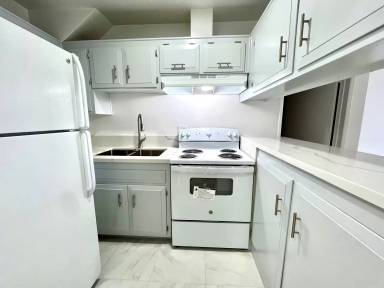Main picture of 25201 Loytan St