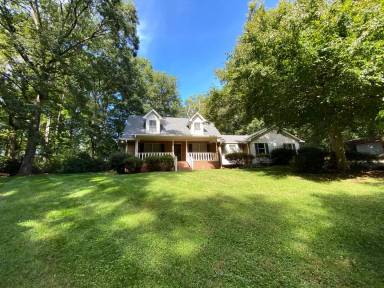 Main picture of 1407 June Rd