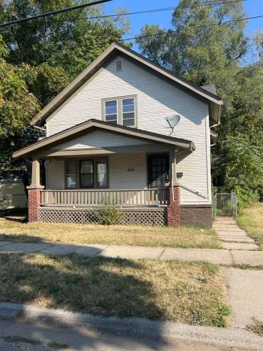 Main picture of 1114 12th Ave
