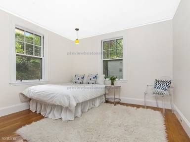 Main picture of 62 Algonquin Rd