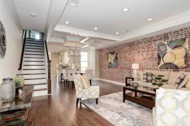 Main picture of 611 Jefferson St NW