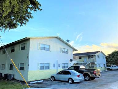 Main picture of 6050 NW 8th St