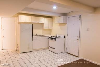 Main picture of 2735 N Magnolia Ave