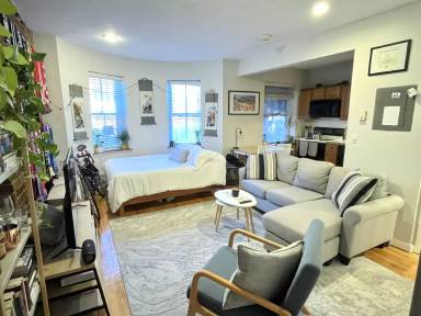 Main picture of 529 Columbus Ave