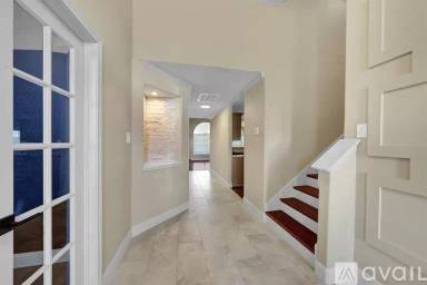 Main picture of 1927 Laura Anne Dr