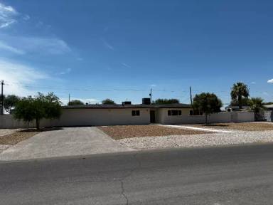 Main picture of 1733 Ophir Dr