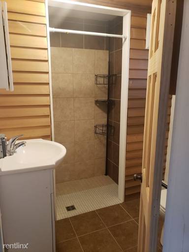 Main picture of 150 Washington St