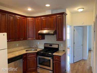 Main picture of 2231 W 9th St
