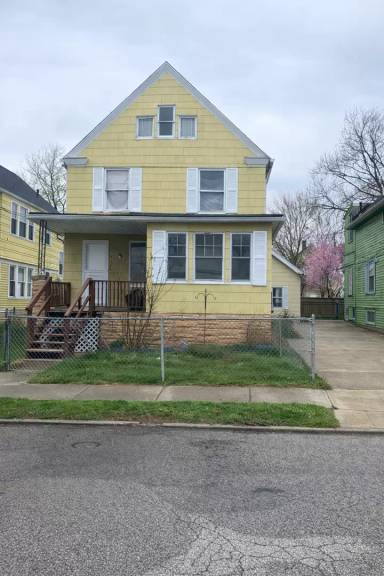 Main picture of 3540 W 61st St