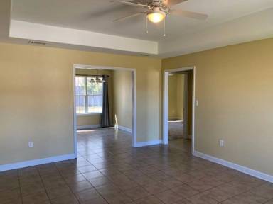 Main picture of 1751 Eli Pl