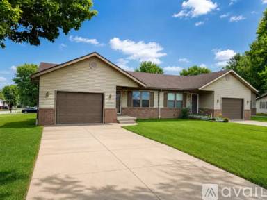 Main picture of 410 Donna Ln