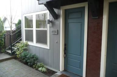 Main picture of 4315 SE Division St