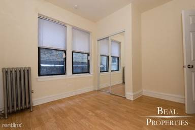 Main picture of 4851 N Damen Ave