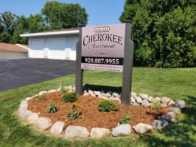 Main picture of 233 Cherokee Rd