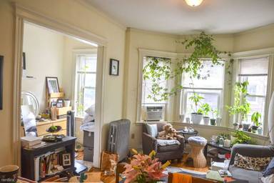 Main picture of 64 Queensberry St