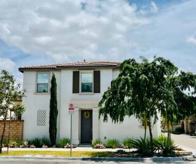 Main picture of 30370 Village Knoll Dr