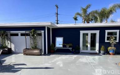 Main picture of 204 W Paseo de Cristobal