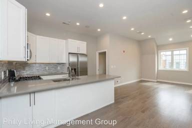 Main picture of 1128 S 13th St