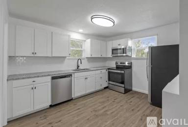 Main picture of Clement Crossing Apartments