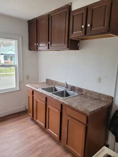 Main picture of 578 Hoye Ave