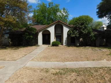 Main picture of 13726 Castle Grove Dr