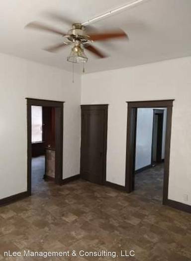 Main picture of 1914 Sylvanie St