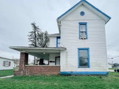 Main picture of 545 W State St