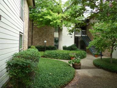 Main picture of 7107 Holly Hill Dr