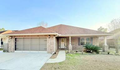 Main picture of 7927 Silver Maple Dr