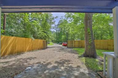 Main picture of 102 Pawnee Dr