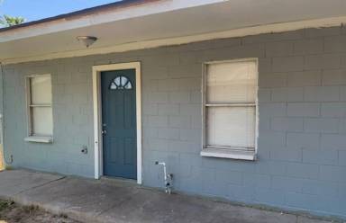 Main picture of 809 W 1st St