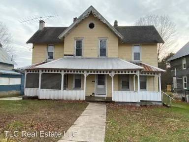 Main picture of 14411 Maple St