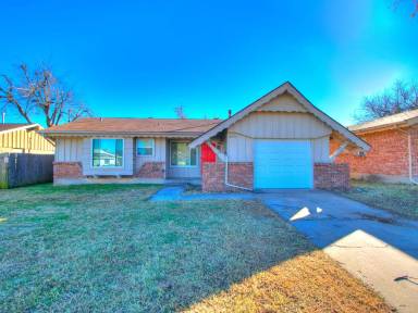 Main picture of 6744 NW 52nd St