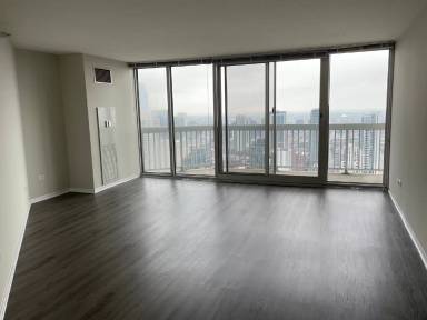 Main picture of 544 N State St