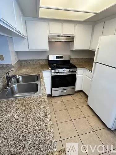 Main picture of 636 E Verdugo Ave