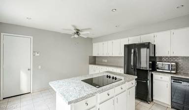 Main picture of 11516 Riverview Dr