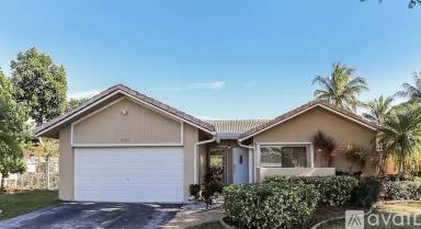 Main picture of 3731 NW 114th Ave