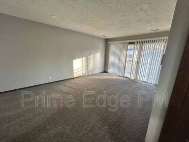 Main picture of 6235 Holdrege St