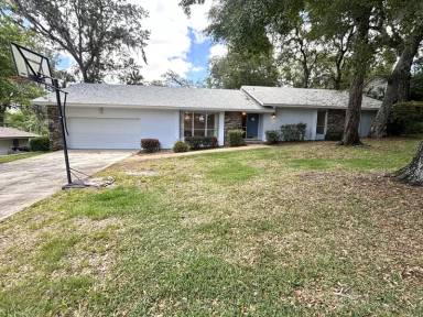 Main picture of 106 Country Hill Dr