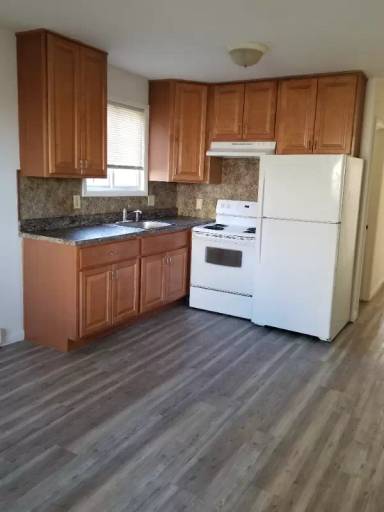Main picture of 75 Ridgeway St
