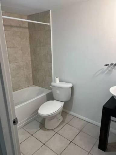 Main picture of Lakeside Crossing Condo