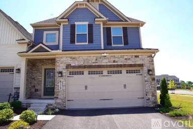 Main picture of 6117 Dock St