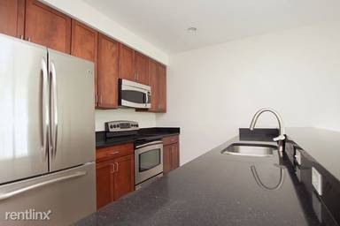 Main picture of 26 New Derby St