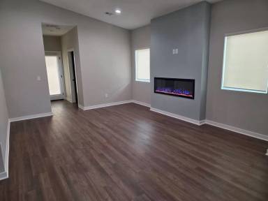 Main picture of 1963 N Cody Ln
