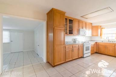 Main picture of 6050 Schuyler St