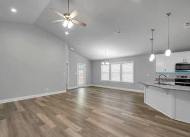 Main picture of 7385 East Bay Blvd