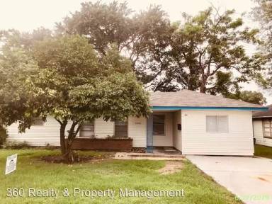 Main picture of 3208 Grant St