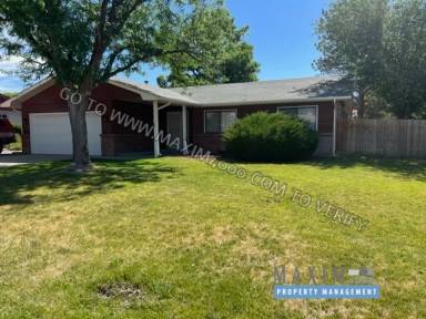 Main picture of 590 Starlight Dr